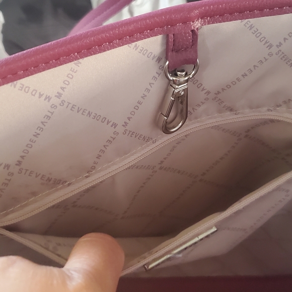 NWT STEVE MADDEN LARGE TOTE & SMALL CROSSBODY BAG - Picture 6 of 7